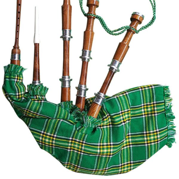 Highland-Bagpipes-b